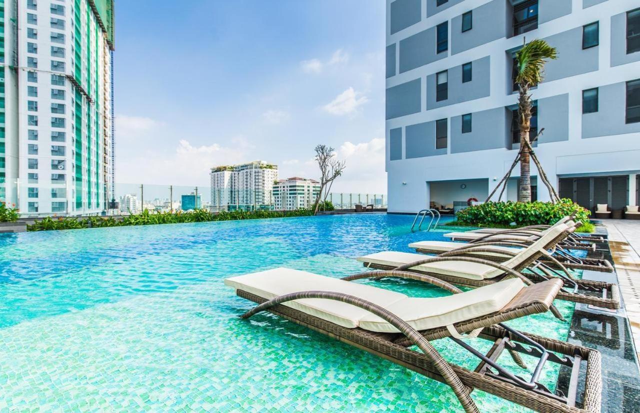 Saigon Authentic Apartments - Amazing Infinity Pool And Free Daily Breakfast Voucher, Walking Tour And 4G Sim Card For 3 Nights Booking Ho Chi Minh City Exterior photo