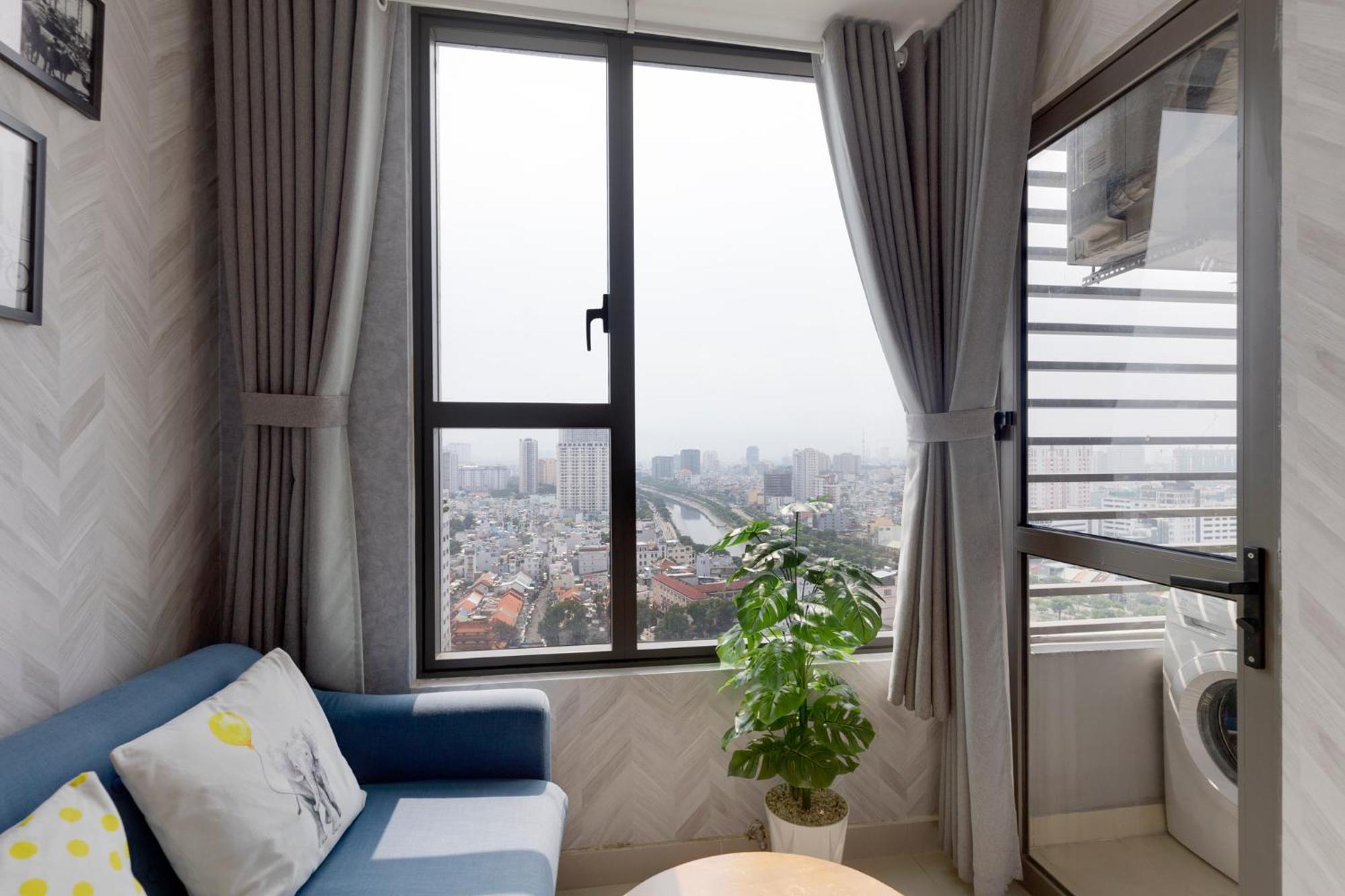 Saigon Authentic Apartments - Amazing Infinity Pool And Free Daily Breakfast Voucher, Walking Tour And 4G Sim Card For 3 Nights Booking Ho Chi Minh City Exterior photo